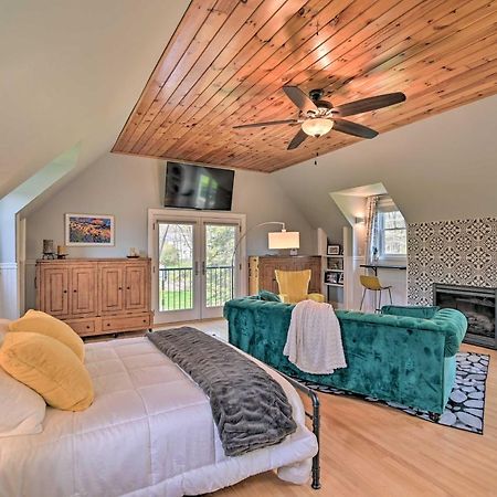 Stylish Studio With Fireplace About 3 Mi From Dtwn! Saratoga Springs Eksteriør bilde