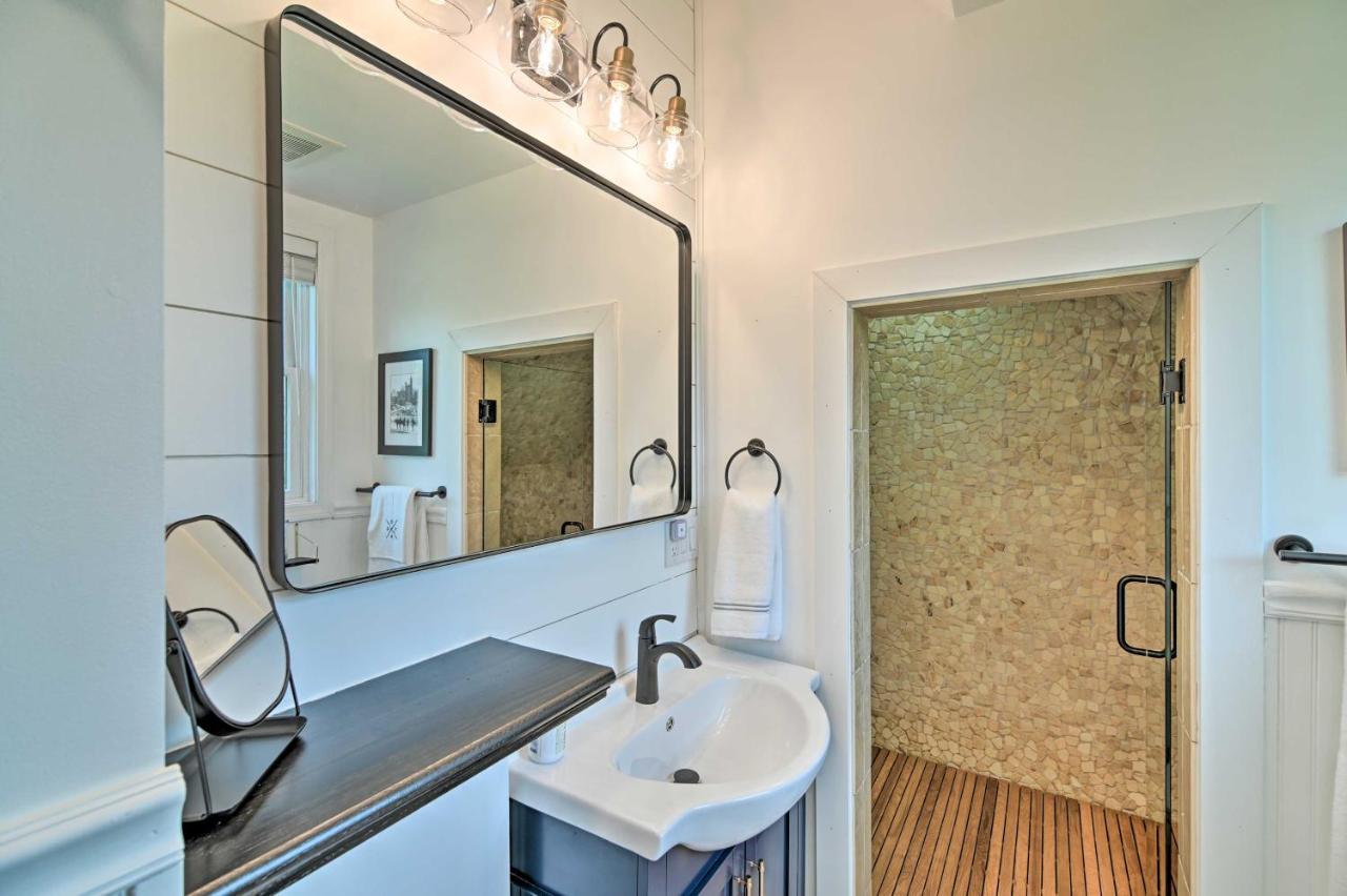 Stylish Studio With Fireplace About 3 Mi From Dtwn! Saratoga Springs Eksteriør bilde