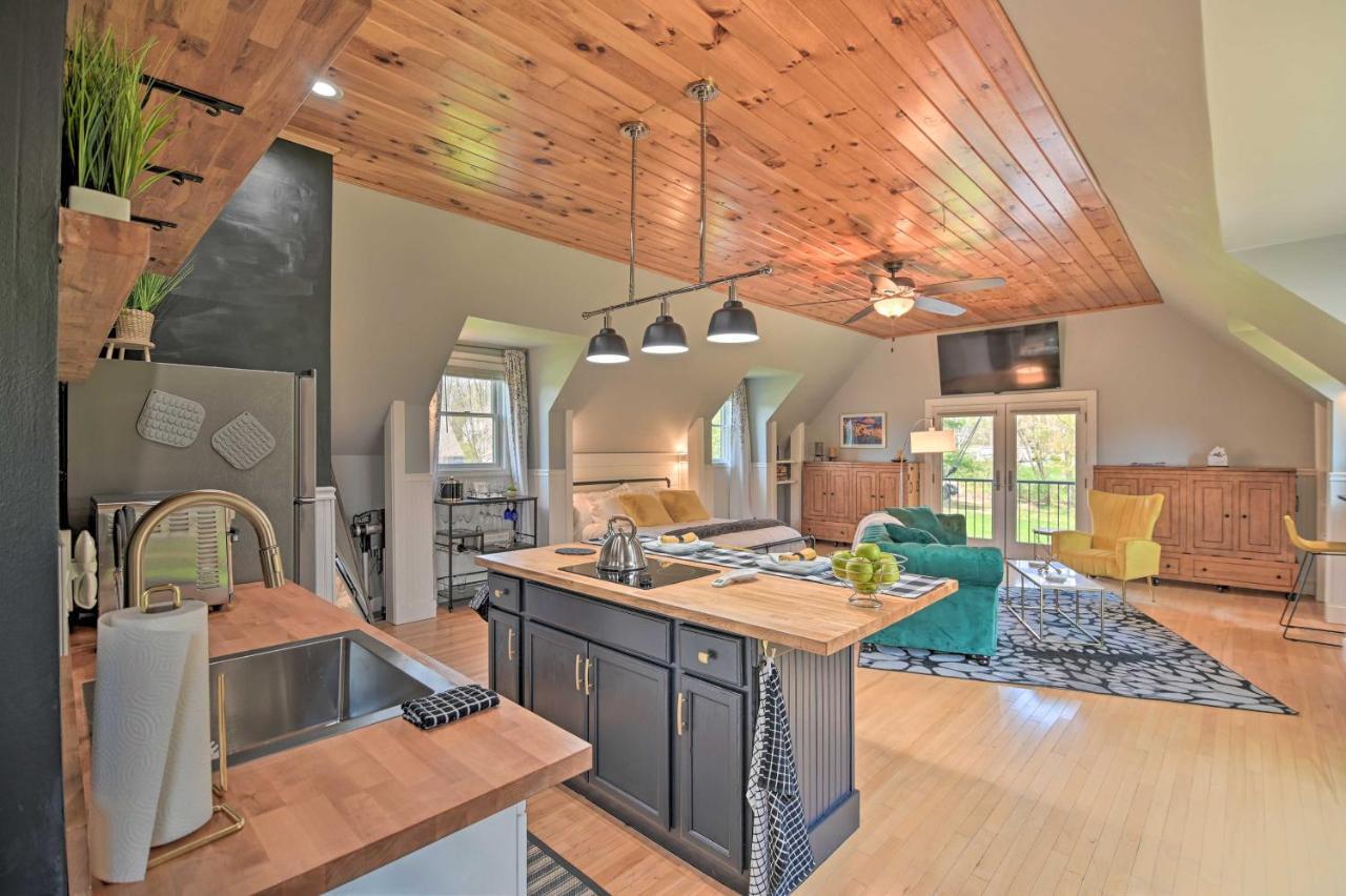 Stylish Studio With Fireplace About 3 Mi From Dtwn! Saratoga Springs Eksteriør bilde